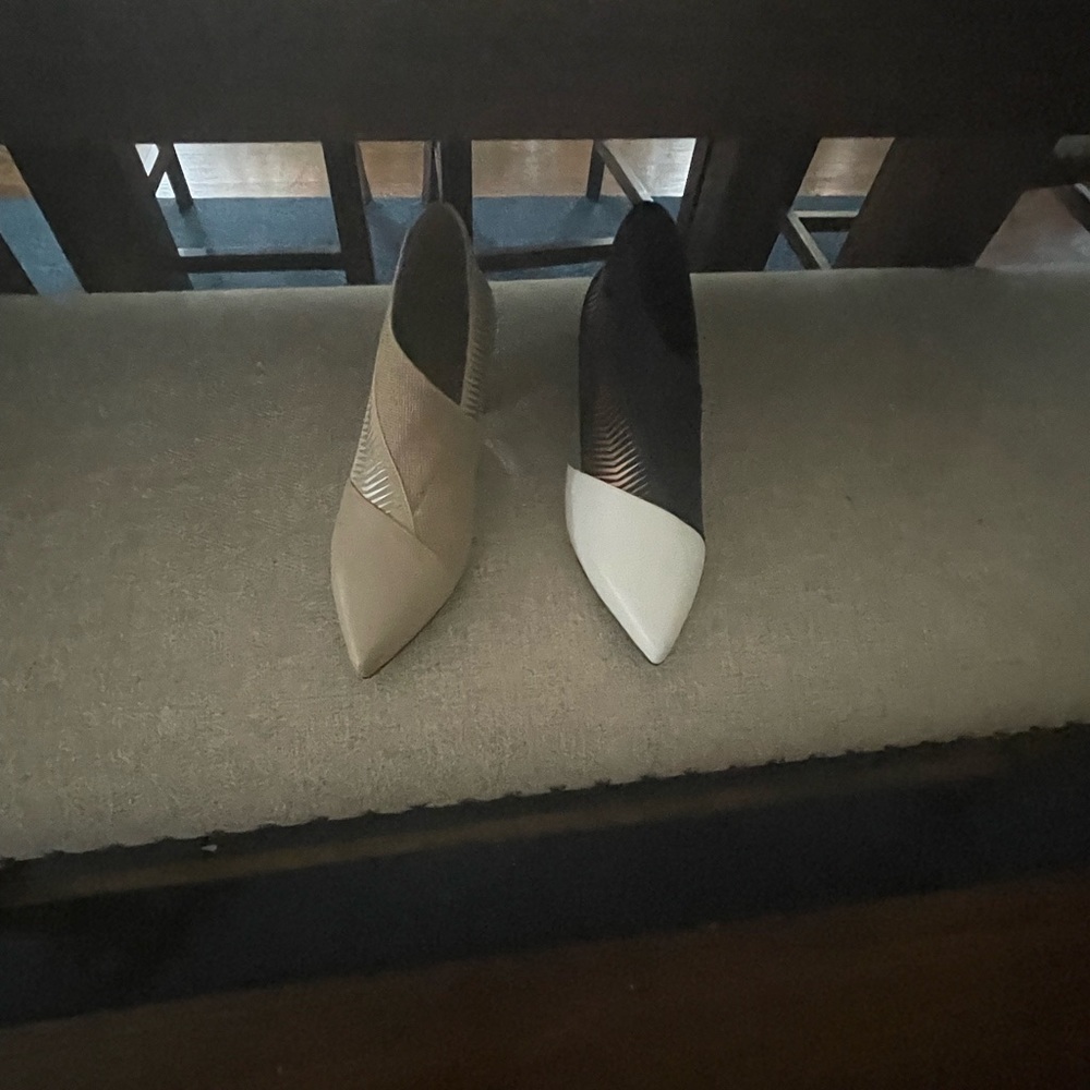 They are 2 small brand new